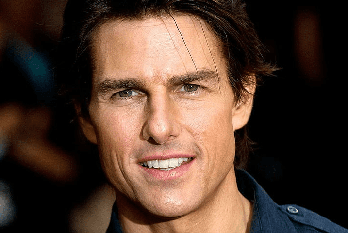 Tom Cruise Instructed to Stop Smiling While Shooting Difficult Stunts