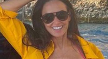 Demi Moore Shows Off Her Bikini Body At 59-Years-Old