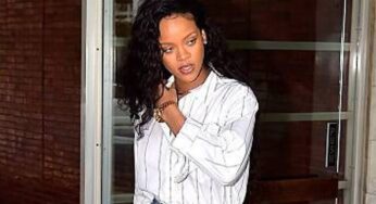 Rihanna Helps Restaurant Staff Clean Up After Girl’s Night Out