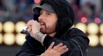 Eminem Set To Headline Massive U.K. Music Festival