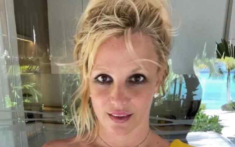 Britney Spears Calls Out Alyssa Milano For 'Bullying' After She Tweets ...