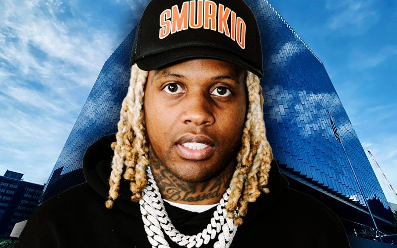 lil-durk-fan-protests-outside-l-a-courthouse-amid-arrest-drama-12