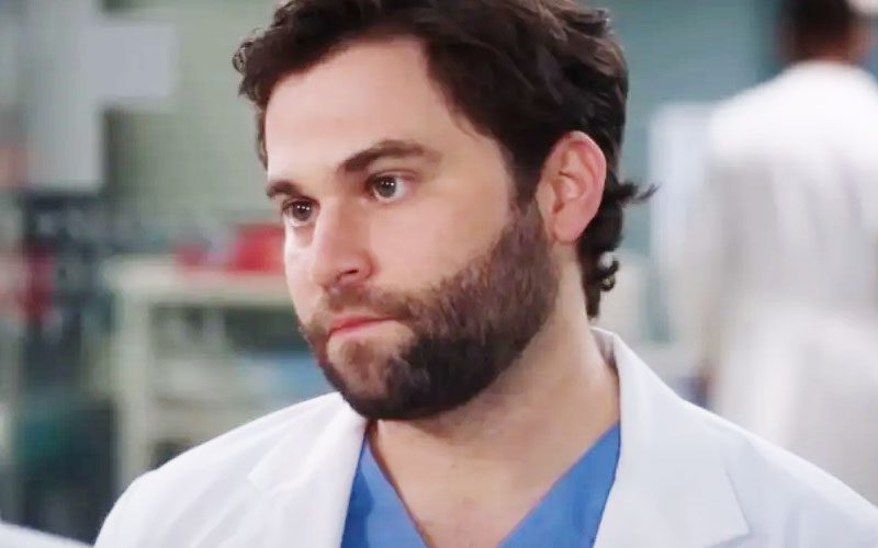 jake-borelli-reveals-reasons-behind-greys-anatomy-departure-07