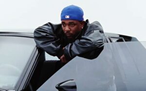 kendrick-lamar-shocks-fans-with-surprise-drop-of-new-album-gnxfeaturing-sza-and-jack-antonoff-32