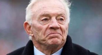 Jerry Jones Heckled by Eagles Fans as Cowboys Suffer Crushing Defeat